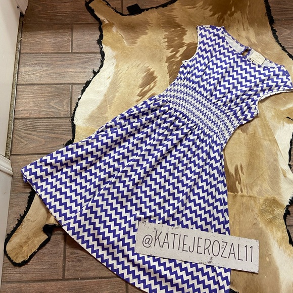 kate spade Dresses & Skirts - Kate spade med dress 💎*